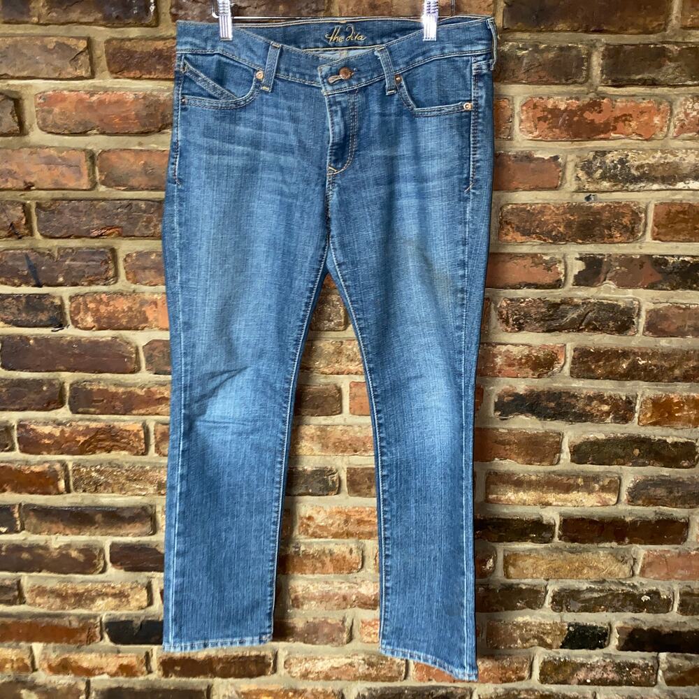 Old Navy Medium Wash Blue Denim The Diva Skinny Jeans Women's Size 8 Short